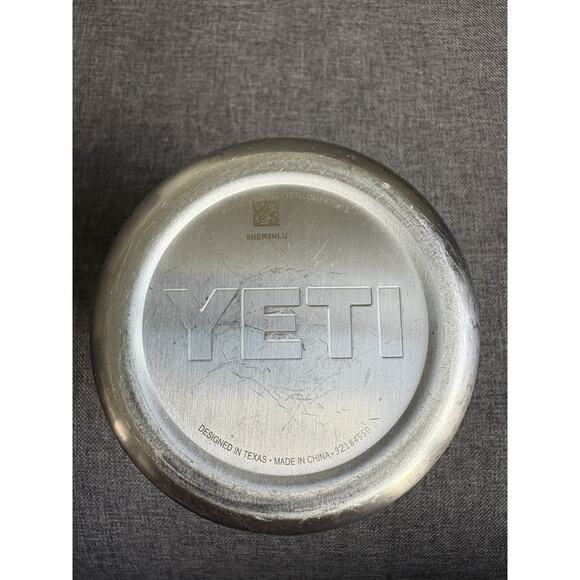 YETI Rambler 10oz Lowball Tumbler Mug Insulated Stainless Steel With Lid & Logo - Picture 8 of 8